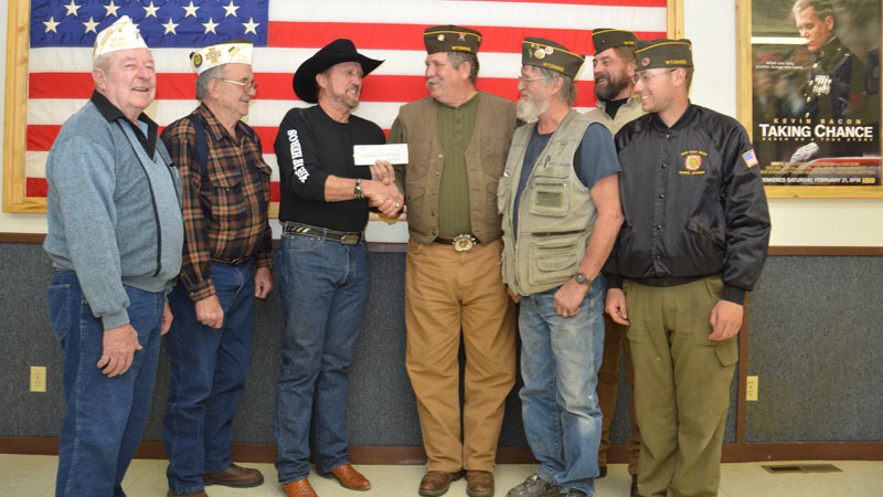 Presenting Check to Veterans