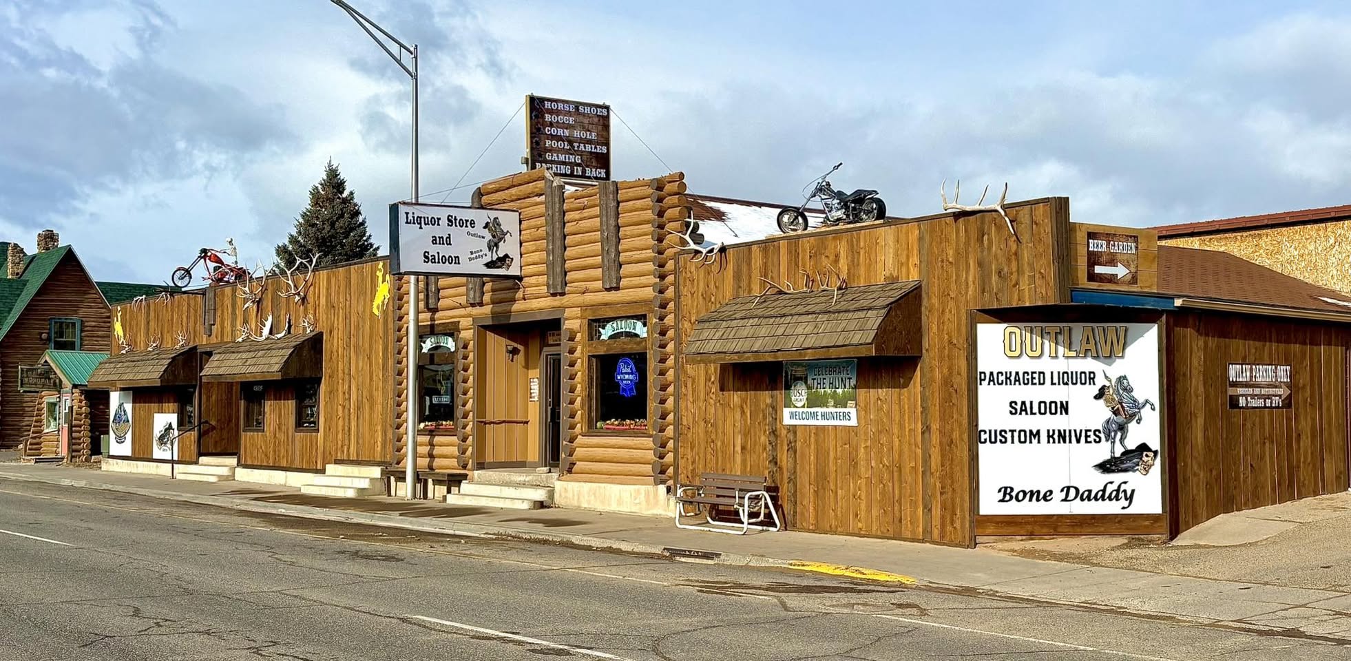 Bone Daddy Outlaw Bar & Saloon